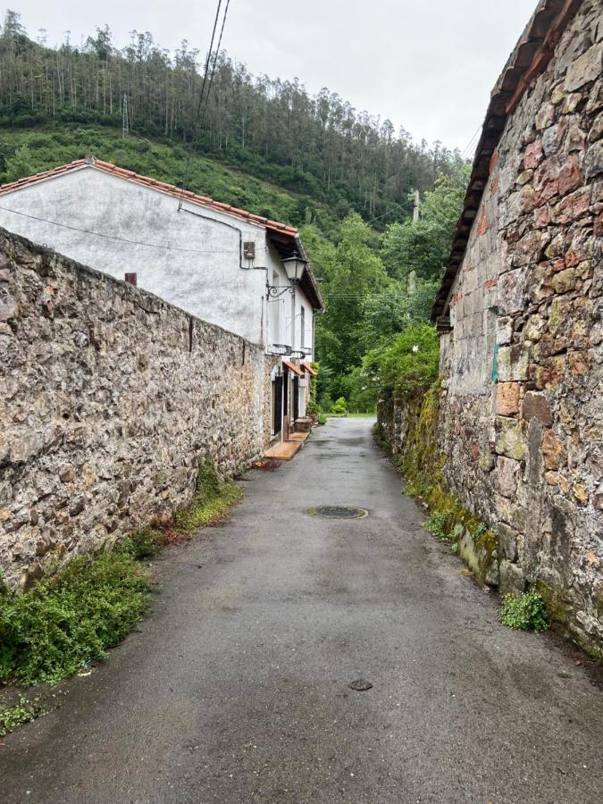 Casa En Treceno 5 Dormitorios Y 2 Plantas エクステリア 写真